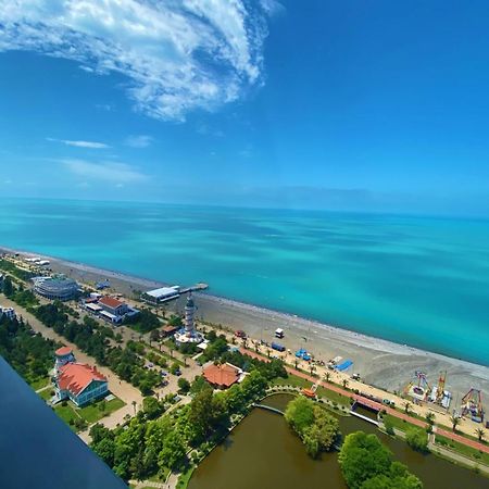 Delux Sea View Aparthotel In Orbi City Батумі Екстер'єр фото